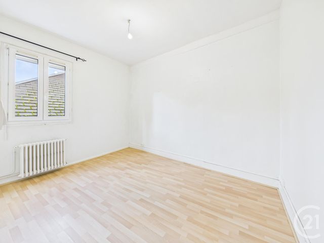 Appartement F5 à vendre - 5 pièces - 85.0 m2 - CHARTRES - 28 - CENTRE - Century 21 Maitrejean Immobilier