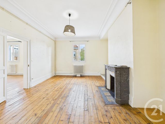 Appartement F5 à vendre - 5 pièces - 85.0 m2 - CHARTRES - 28 - CENTRE - Century 21 Maitrejean Immobilier