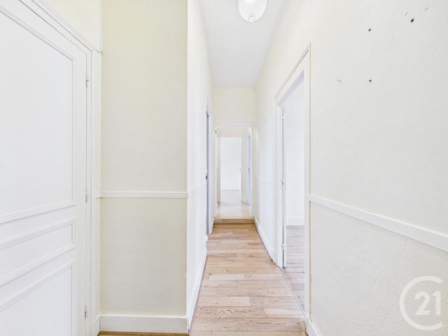 Appartement F5 à vendre - 5 pièces - 85.0 m2 - CHARTRES - 28 - CENTRE - Century 21 Maitrejean Immobilier