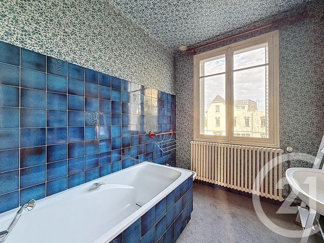 maison à vendre - 6 pièces - 145.0 m2 - CHARTRES - 28 - CENTRE - Century 21 Maitrejean Immobilier