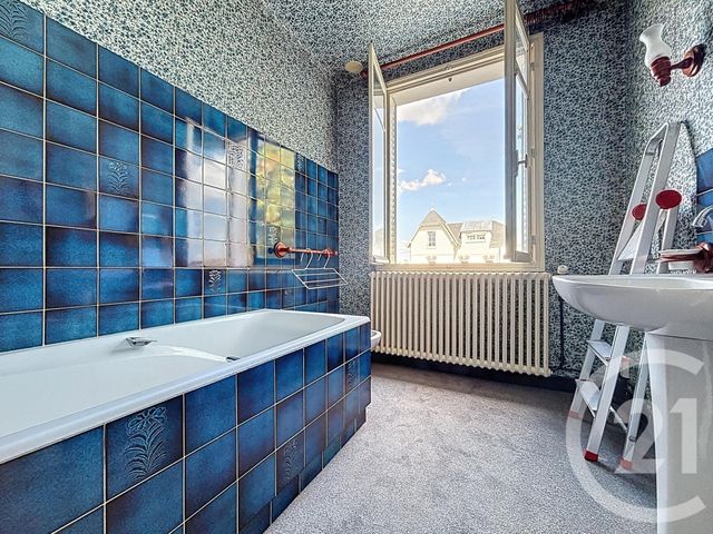 Afficher la photo en grand maison à vendre - 6 pièces - 145.0 m2 - CHARTRES - 28 - CENTRE - Century 21 Maitrejean Immobilier