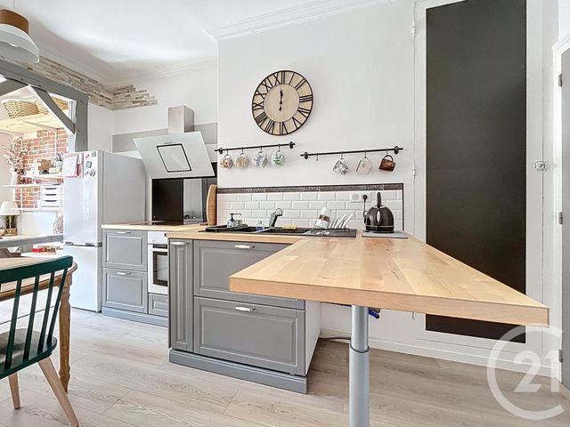 Appartement F2 à louer - 2 pièces - 49.92 m2 - CHARTRES - 28 - CENTRE - Century 21 Maitrejean Immobilier