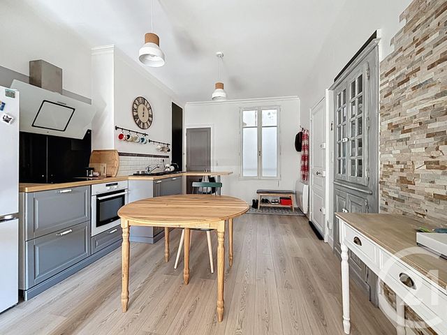 Appartement F2 à louer - 2 pièces - 49.92 m2 - CHARTRES - 28 - CENTRE - Century 21 Maitrejean Immobilier