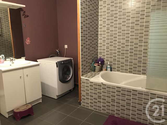 maison à louer - 5 pièces - 125.7 m2 - CHARTRES - 28 - CENTRE - Century 21 Maitrejean Immobilier