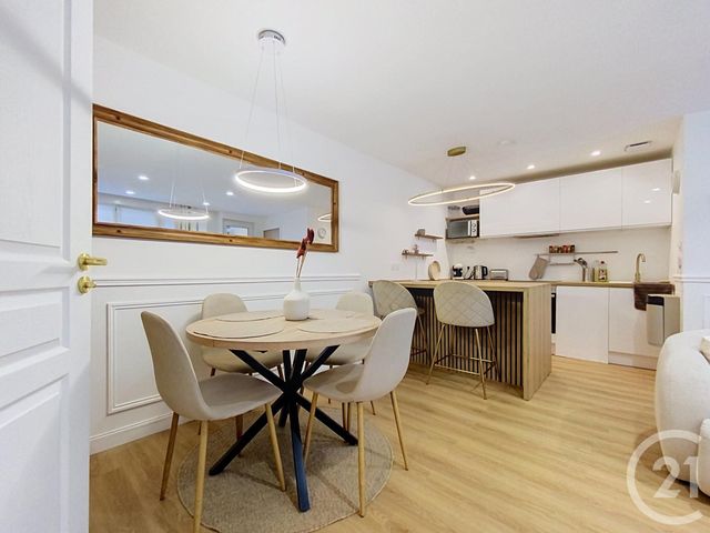 Appartement T2 à vendre - 2 pièces - 33.0 m2 - CHARTRES - 28 - CENTRE - Century 21 Maitrejean Immobilier