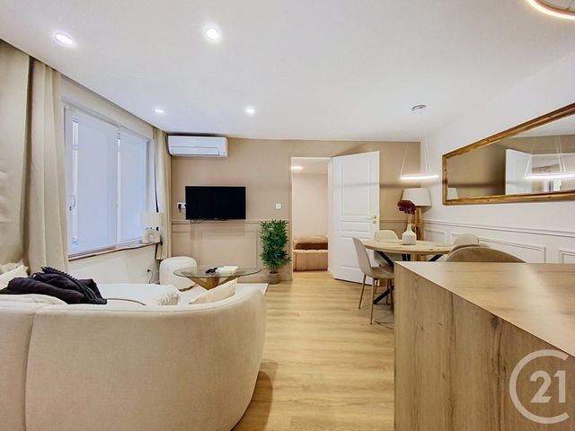 Appartement T2 à vendre - 2 pièces - 33.0 m2 - CHARTRES - 28 - CENTRE - Century 21 Maitrejean Immobilier