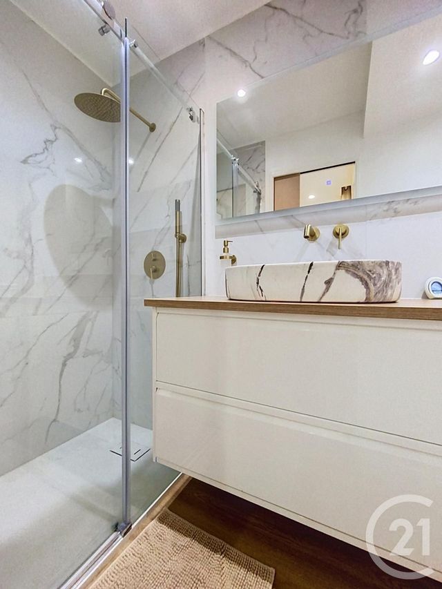 Appartement T2 à vendre - 2 pièces - 33.0 m2 - CHARTRES - 28 - CENTRE - Century 21 Maitrejean Immobilier