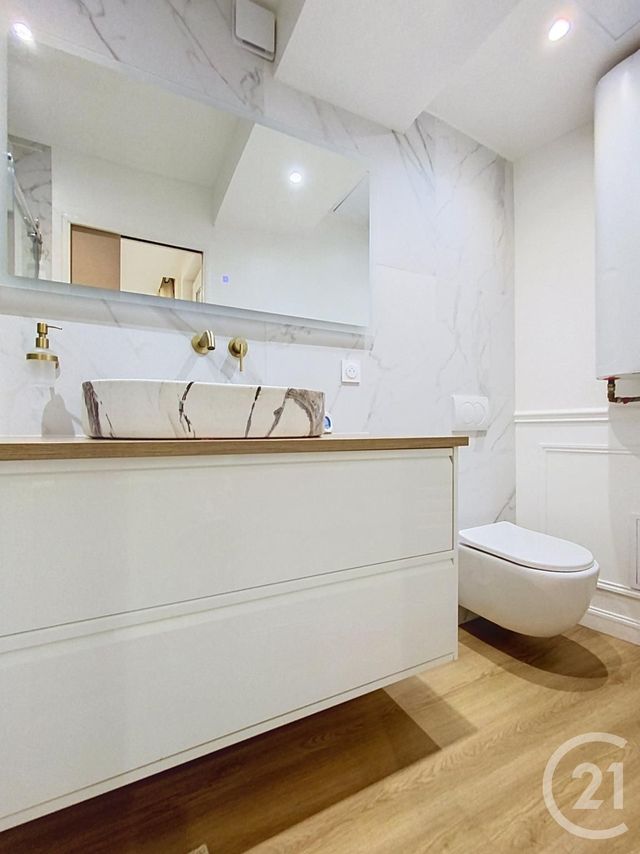 Appartement T2 à vendre - 2 pièces - 33.0 m2 - CHARTRES - 28 - CENTRE - Century 21 Maitrejean Immobilier