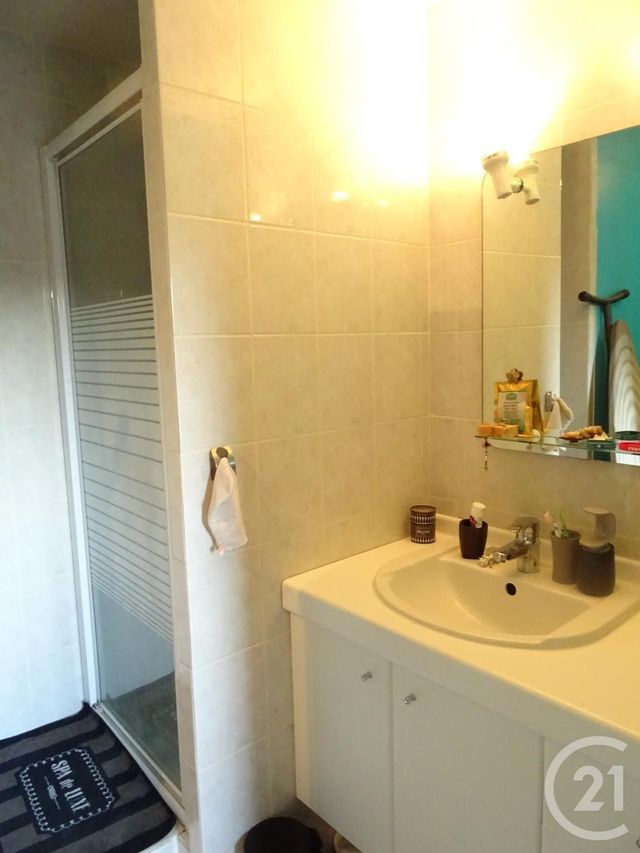 Appartement Duplex à vendre - 2 pièces - 39.07 m2 - CHARTRES - 28 - CENTRE - Century 21 Maitrejean Immobilier