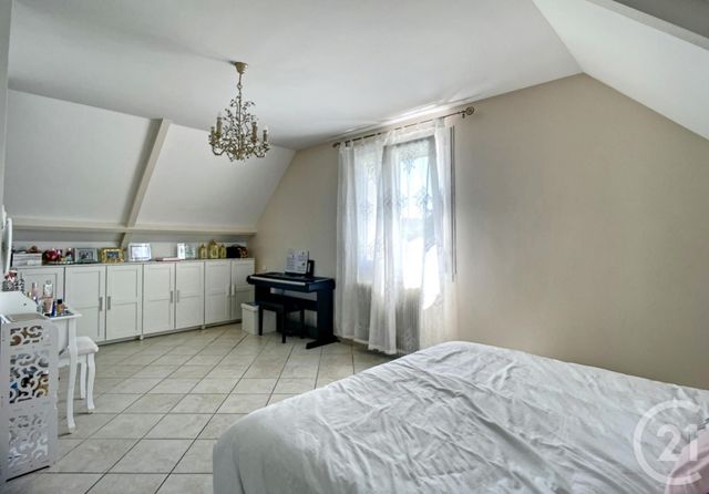 maison à louer - 5 pièces - 125.0 m2 - CHARTRES - 28 - CENTRE - Century 21 Maitrejean Immobilier