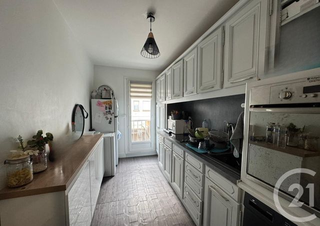 Appartement F3 à louer - 3 pièces - 72.6 m2 - CHARTRES - 28 - CENTRE - Century 21 Maitrejean Immobilier