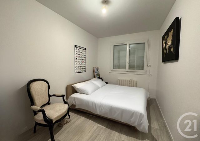 Appartement F3 à louer - 3 pièces - 72.6 m2 - CHARTRES - 28 - CENTRE - Century 21 Maitrejean Immobilier