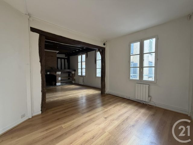 Appartement F4 à louer - 4 pièces - 112.16 m2 - CHARTRES - 28 - CENTRE - Century 21 Maitrejean Immobilier