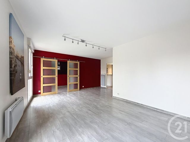 Appartement F5 à vendre - 5 pièces - 97.0 m2 - CHARTRES - 28 - CENTRE - Century 21 Maitrejean Immobilier