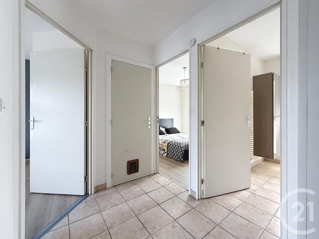 Appartement F5 à vendre - 5 pièces - 97.0 m2 - CHARTRES - 28 - CENTRE - Century 21 Maitrejean Immobilier