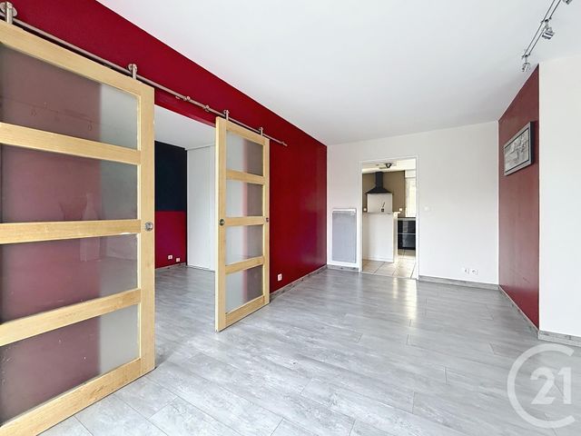 Appartement F5 à vendre - 5 pièces - 97.0 m2 - CHARTRES - 28 - CENTRE - Century 21 Maitrejean Immobilier