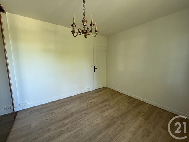 maison à louer - 6 pièces - 190.01 m2 - CHARTRES - 28 - CENTRE - Century 21 Maitrejean Immobilier