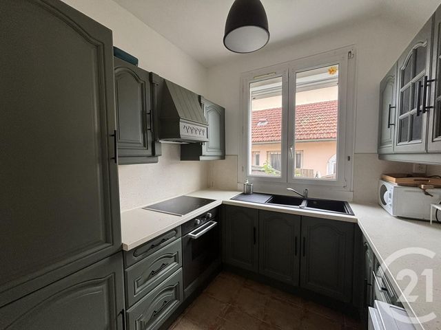 maison à louer - 2 pièces - 62.0 m2 - CHARTRES - 28 - CENTRE - Century 21 Maitrejean Immobilier