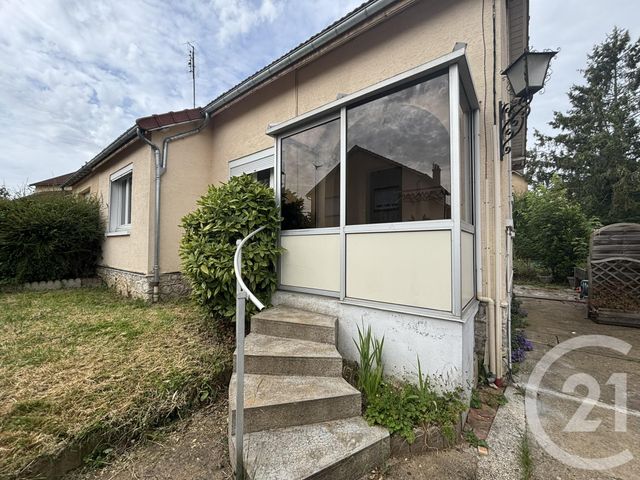maison à louer - 2 pièces - 62.0 m2 - CHARTRES - 28 - CENTRE - Century 21 Maitrejean Immobilier