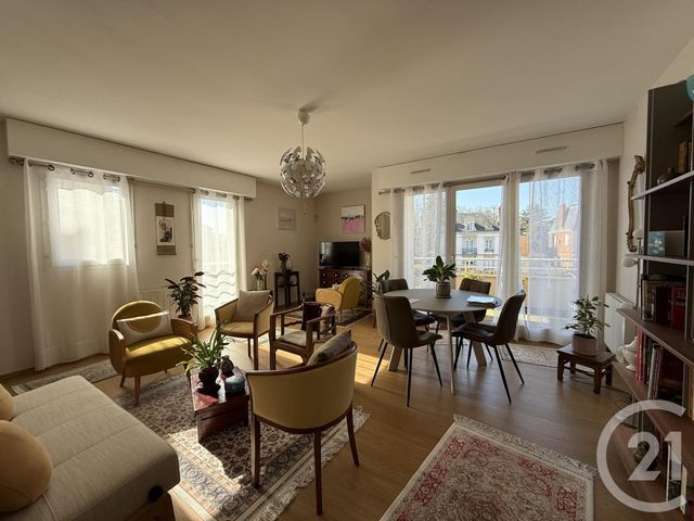 Appartement T4 à louer - 5 pièces - 87.52 m2 - CHARTRES - 28 - CENTRE - Century 21 Maitrejean Immobilier