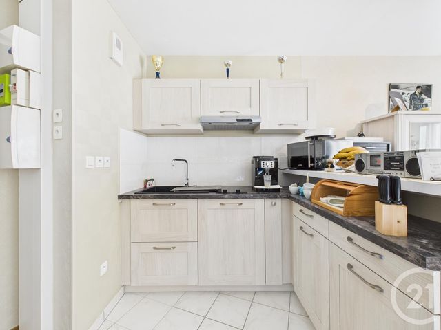 Appartement Studio à vendre - 1 pièce - 33.99 m2 - LUCE - 28 - CENTRE - Century 21 Maitrejean Immobilier