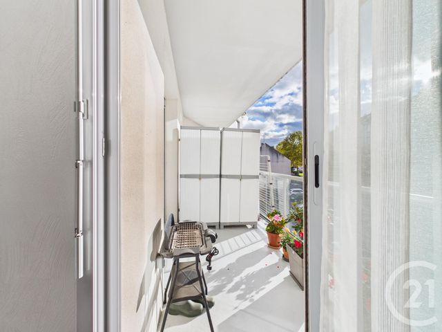 Appartement Studio à vendre - 1 pièce - 33.99 m2 - LUCE - 28 - CENTRE - Century 21 Maitrejean Immobilier