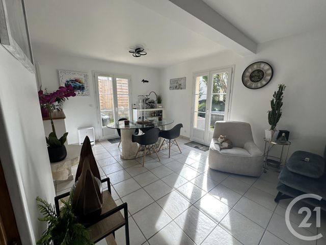 maison à louer - 4 pièces - 90.07 m2 - CHARTRES - 28 - CENTRE - Century 21 Maitrejean Immobilier