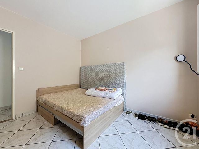 Appartement T4 à vendre - 4 pièces - 73.55 m2 - CHARTRES - 28 - CENTRE - Century 21 Maitrejean Immobilier