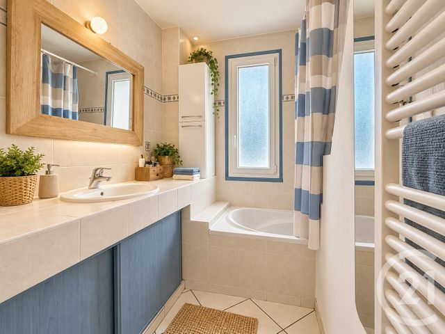 maison à vendre - 6 pièces - 86.0 m2 - CHARTRES - 28 - CENTRE - Century 21 Maitrejean Immobilier
