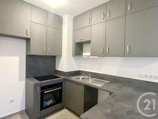 Appartement F2 à louer - 2 pièces - 42.19 m2 - CHARTRES - 28 - CENTRE - Century 21 Maitrejean Immobilier