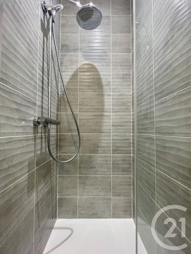 Appartement F2 à louer - 2 pièces - 42.19 m2 - CHARTRES - 28 - CENTRE - Century 21 Maitrejean Immobilier