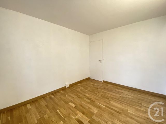 Appartement F3 à louer - 3 pièces - 59.61 m2 - CHARTRES - 28 - CENTRE - Century 21 Maitrejean Immobilier