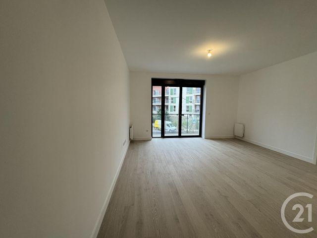 Appartement T2 à louer - 2 pièces - 51.45 m2 - CHARTRES - 28 - CENTRE - Century 21 Maitrejean Immobilier
