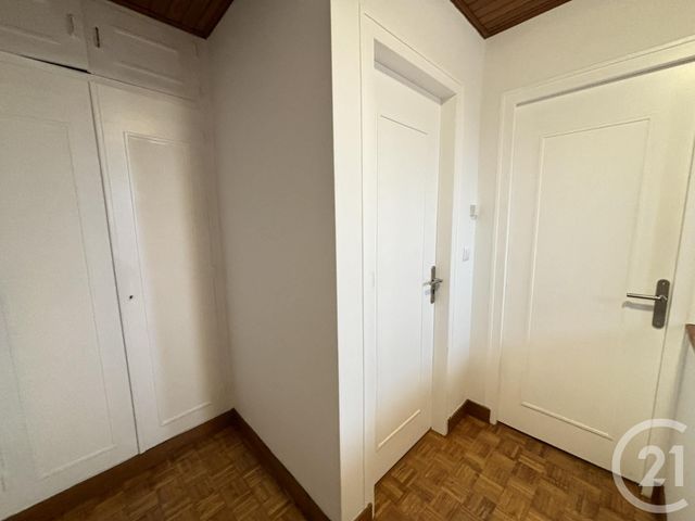 maison à louer - 4 pièces - 82.5 m2 - LEVES - 28 - CENTRE - Century 21 Maitrejean Immobilier