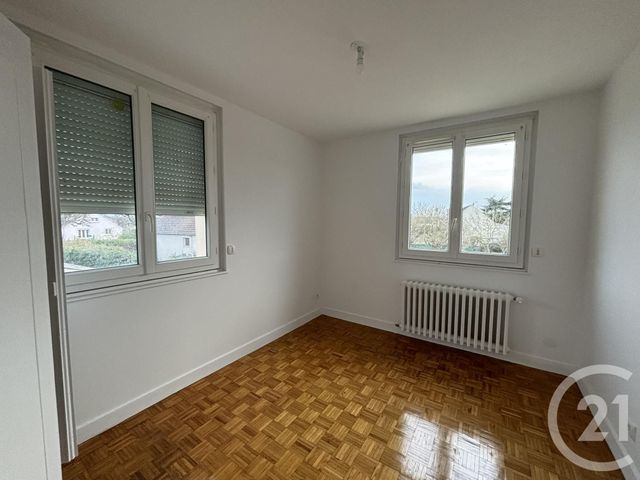 maison à louer - 4 pièces - 82.5 m2 - LEVES - 28 - CENTRE - Century 21 Maitrejean Immobilier