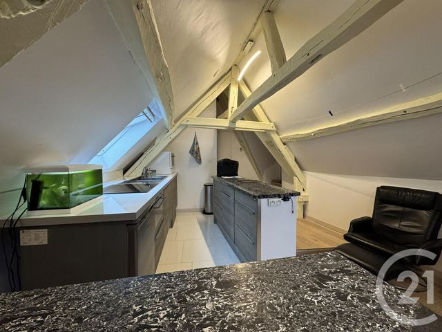 Appartement F2 à louer - 2 pièces - 31.57 m2 - CHARTRES - 28 - CENTRE - Century 21 Maitrejean Immobilier