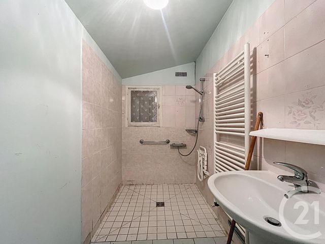 maison à vendre - 4 pièces - 65.0 m2 - CHARTRES - 28 - CENTRE - Century 21 Maitrejean Immobilier