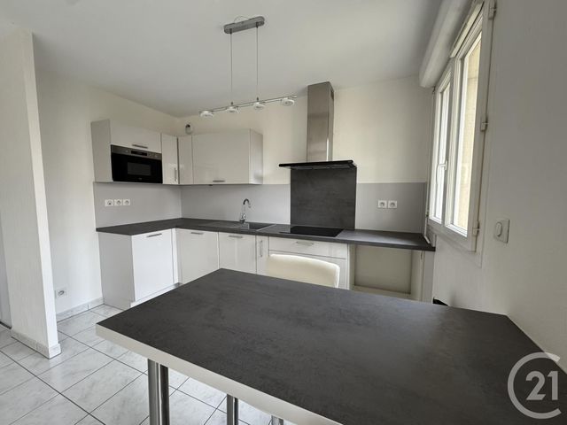 Appartement T3 à louer - 3 pièces - 58.52 m2 - LEVES - 28 - CENTRE - Century 21 Maitrejean Immobilier