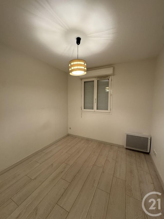 Appartement T3 à louer - 3 pièces - 58.52 m2 - LEVES - 28 - CENTRE - Century 21 Maitrejean Immobilier