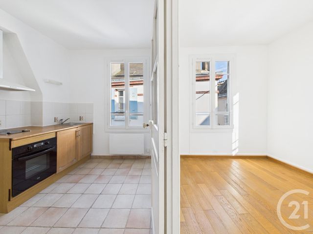 Appartement F2 à vendre - 2 pièces - 37.31 m2 - CHARTRES - 28 - CENTRE - Century 21 Maitrejean Immobilier