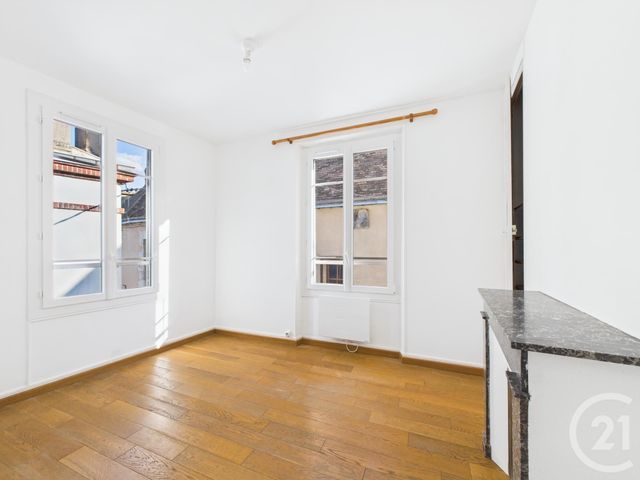 Appartement F2 à vendre - 2 pièces - 37.31 m2 - CHARTRES - 28 - CENTRE - Century 21 Maitrejean Immobilier