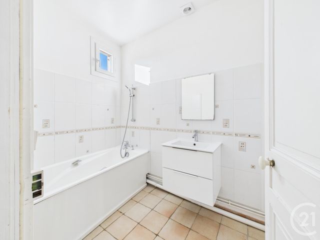 Appartement F2 à vendre - 2 pièces - 37.31 m2 - CHARTRES - 28 - CENTRE - Century 21 Maitrejean Immobilier