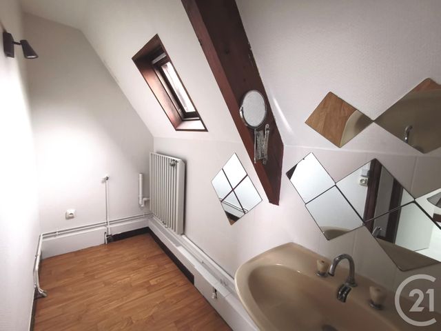 Appartement F3 à louer - 3 pièces - 81.03 m2 - CHARTRES - 28 - CENTRE - Century 21 Maitrejean Immobilier