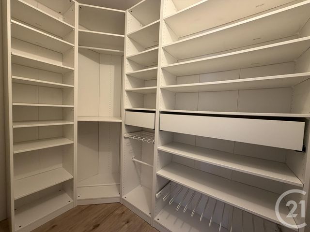 Appartement à louer - 2 pièces - 57.41 m2 - CHARTRES - 28 - CENTRE - Century 21 Maitrejean Immobilier