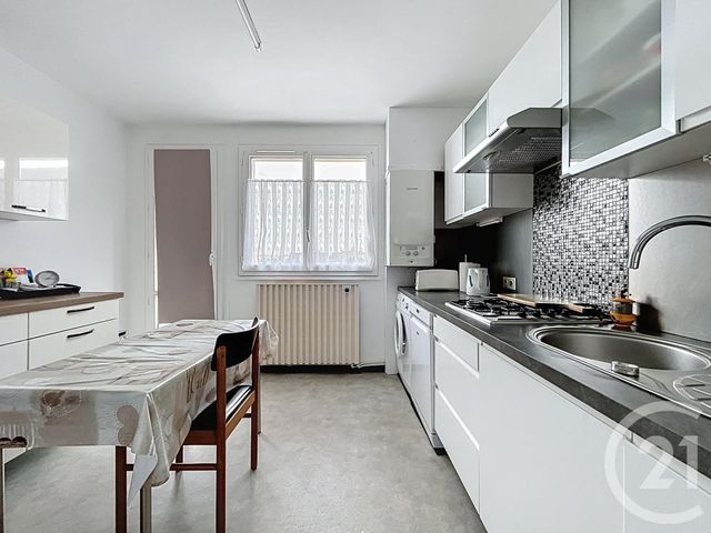 Appartement F4 à vendre - 4 pièces - 97.19 m2 - CHARTRES - 28 - CENTRE - Century 21 Maitrejean Immobilier