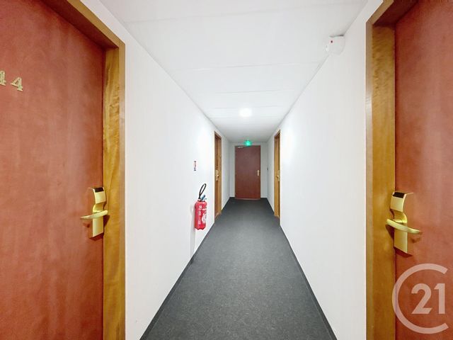 Appartement F1 à vendre - 1 pièce - 28.0 m2 - CHARTRES - 28 - CENTRE - Century 21 Maitrejean Immobilier