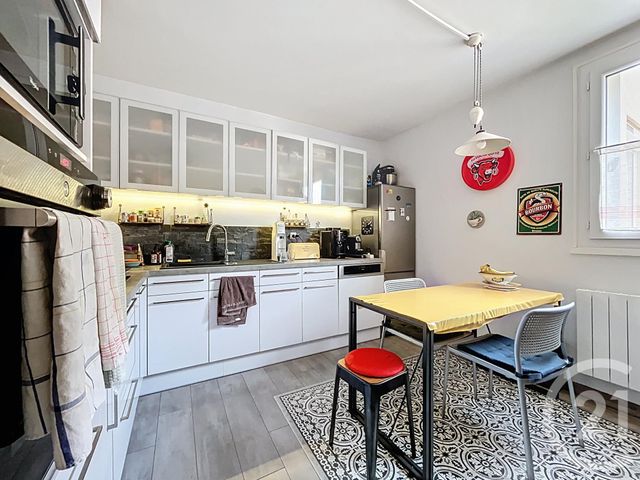 Appartement F4 à vendre - 4 pièces - 87.52 m2 - CHARTRES - 28 - CENTRE - Century 21 Maitrejean Immobilier