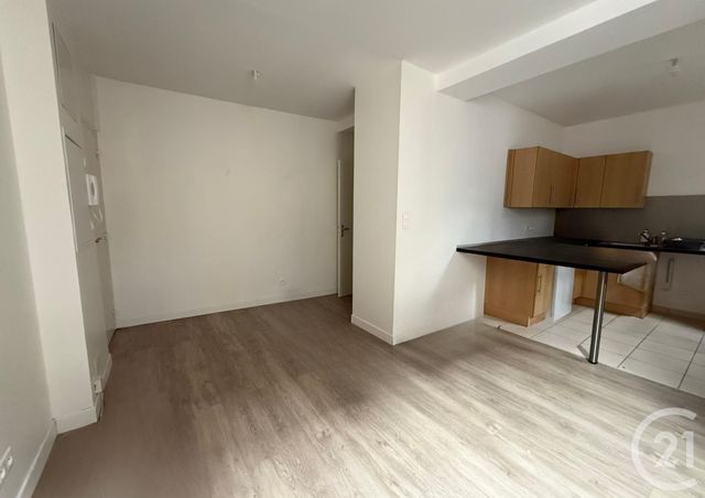 Appartement F2 à louer - 2 pièces - 37.72 m2 - CHARTRES - 28 - CENTRE - Century 21 Maitrejean Immobilier