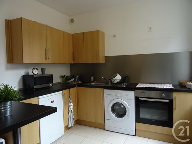 Appartement F2 à louer - 2 pièces - 37.72 m2 - CHARTRES - 28 - CENTRE - Century 21 Maitrejean Immobilier