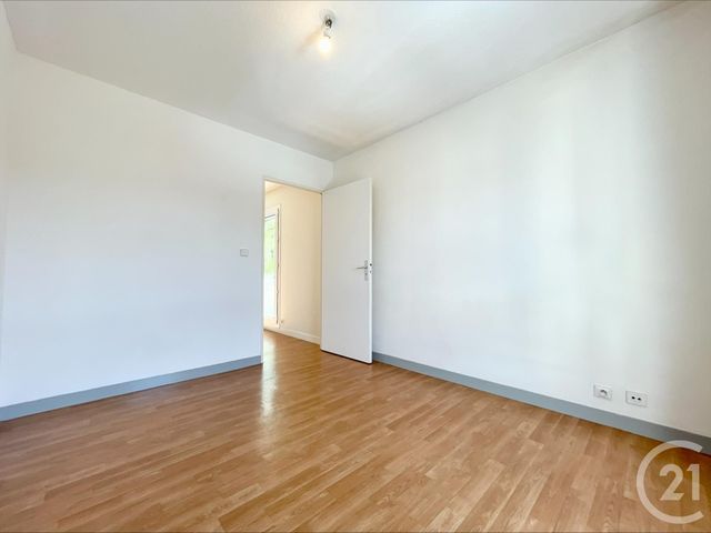 Appartement F2 à louer - 2 pièces - 34.0 m2 - CHARTRES - 28 - CENTRE - Century 21 Maitrejean Immobilier